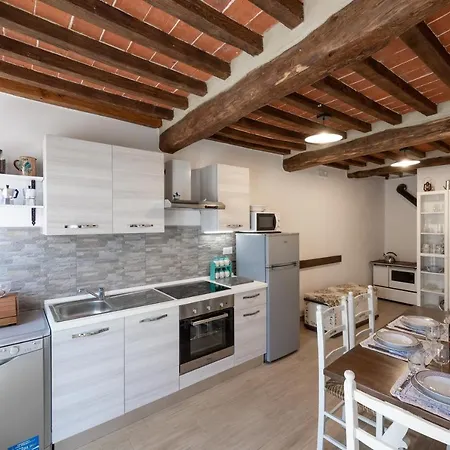 Apartment Podere Del Ciacchi Among Tuscany Greenery - Happy