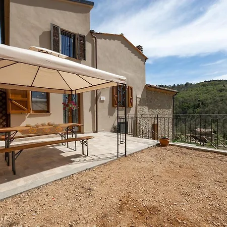 Apartment Podere Del Ciacchi Among Tuscany Greenery - Happy