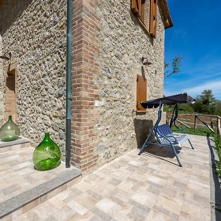 Apartment Podere Del Ciacchi Among Tuscany Greenery - Happy Montieri