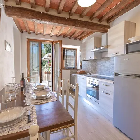 Podere Del Ciacchi Among Tuscany Greenery - Happy Apartment