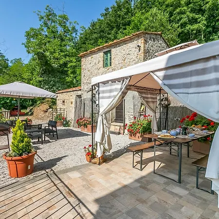 Apartment Podere Del Ciacchi Among Tuscany Greenery - Happy Montieri